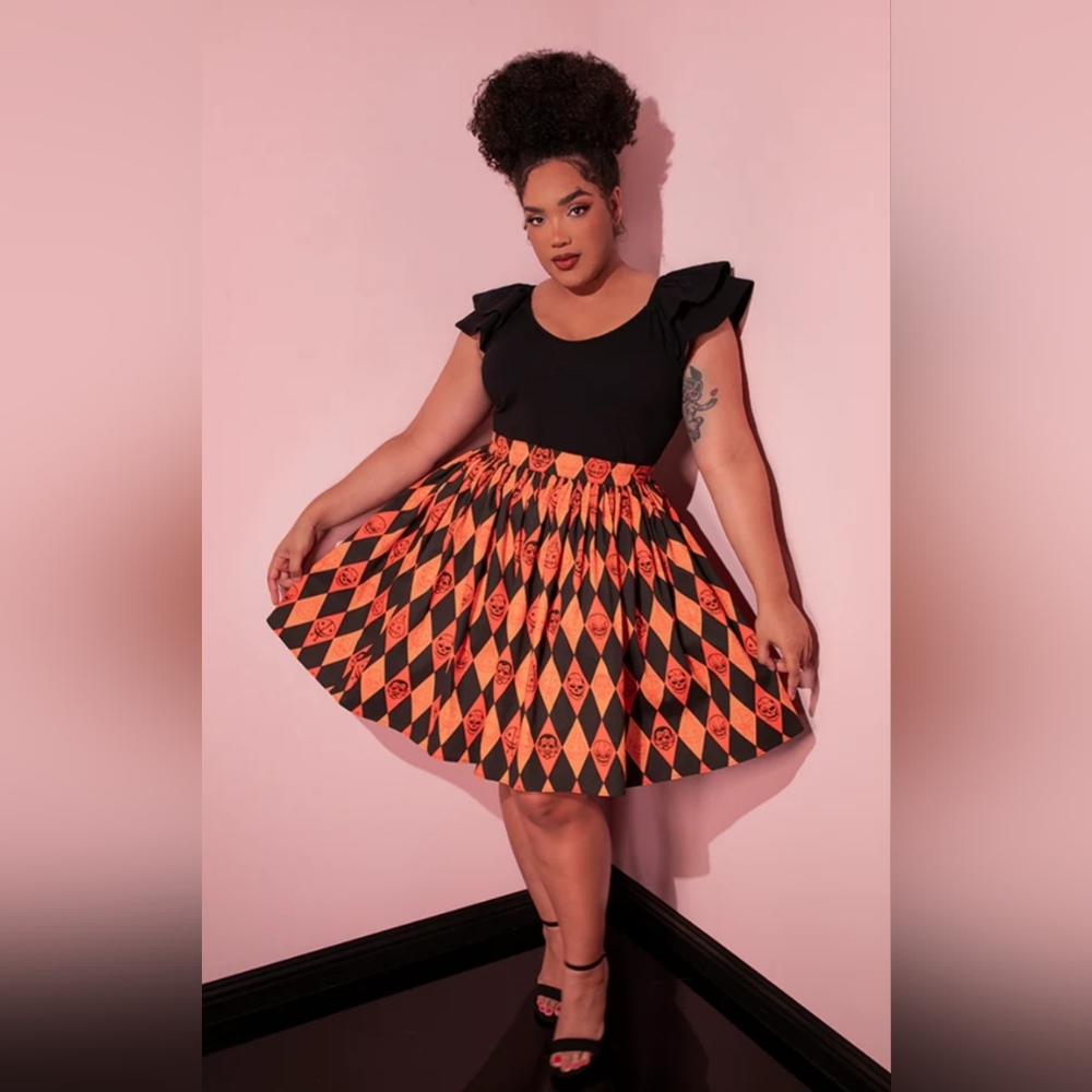 Vixen by micheline pitt Ben Cooper halloween print swing skirt size xl nwt pinup